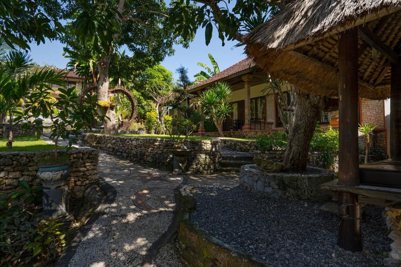 The Tanis Beach Resort Nusa Lembongan Luaran gambar