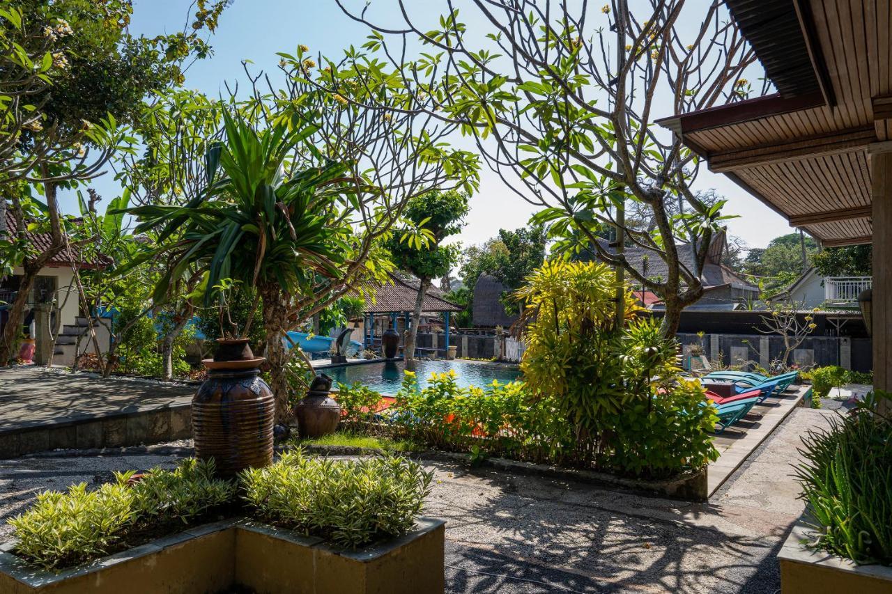 The Tanis Beach Resort Nusa Lembongan Luaran gambar