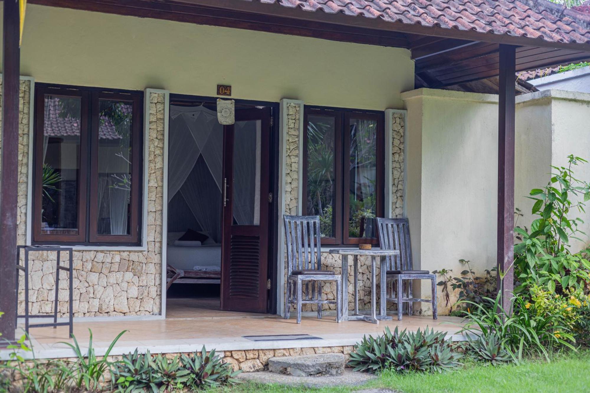 The Tanis Beach Resort Nusa Lembongan Luaran gambar