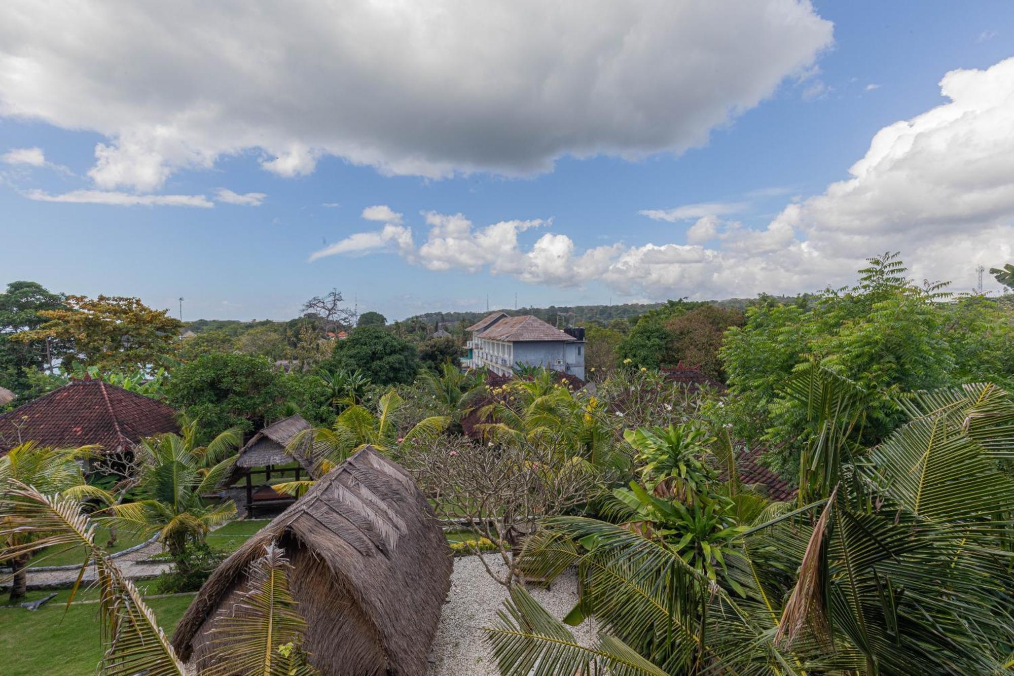 The Tanis Beach Resort Nusa Lembongan Luaran gambar