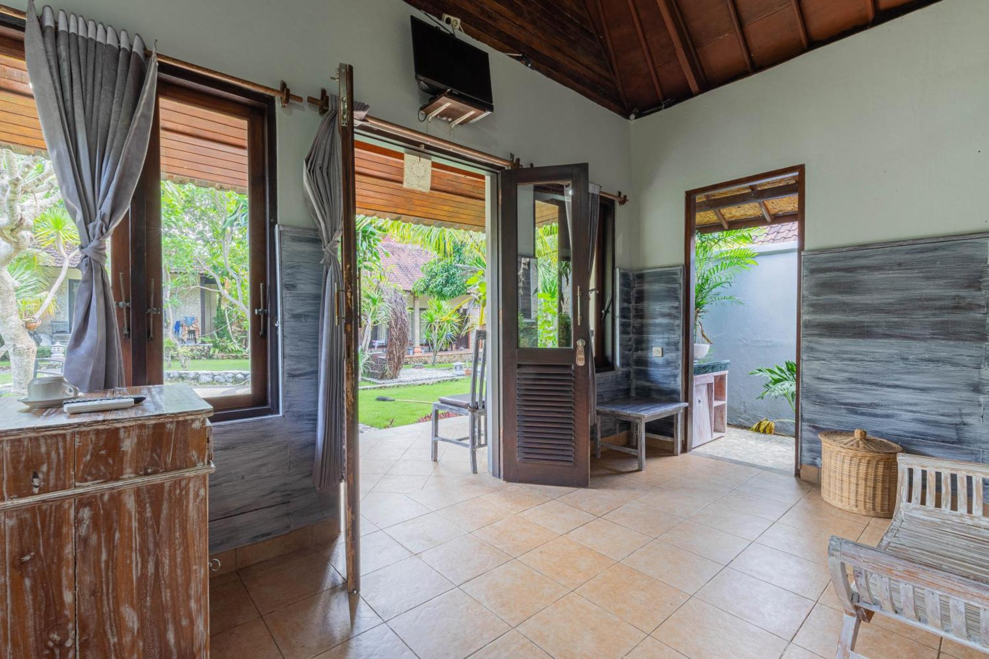 The Tanis Beach Resort Nusa Lembongan Luaran gambar