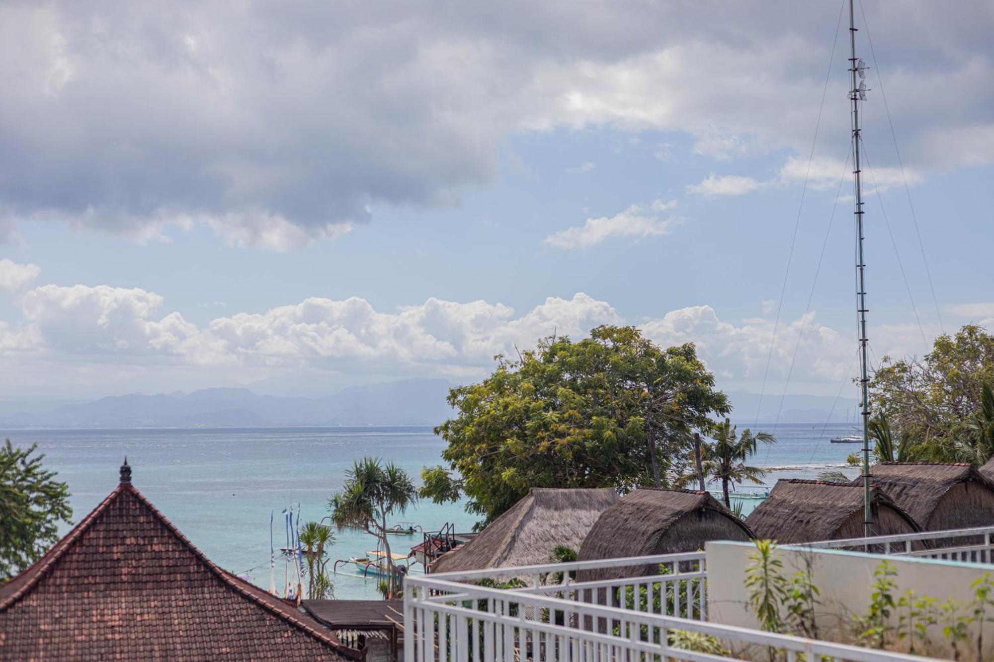 The Tanis Beach Resort Nusa Lembongan Luaran gambar